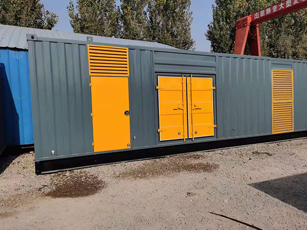 荆州300kw 柴油发电机组用多大的空气开关？